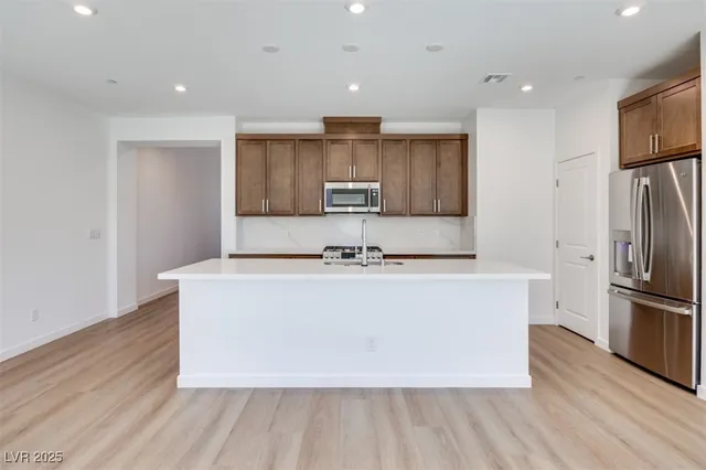 $540,787 | 11899 Angle Clf Avenue, Las Vegas, NV 89138