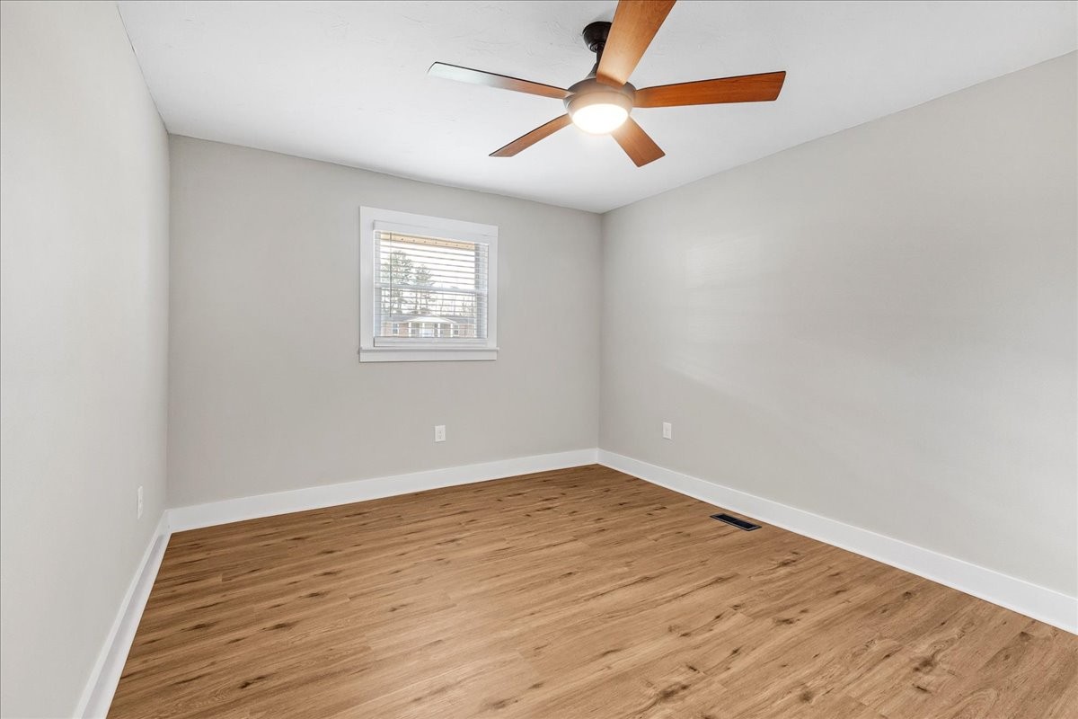 838 Pete Sain Road Manchester, TN 37355 - Photo 20 of 34 Bedroom 2
