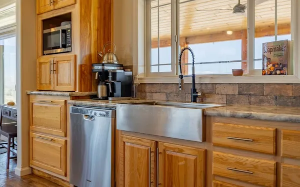 $585,000 | 365 Broken Spoke Loop, Greybull, WY 82426