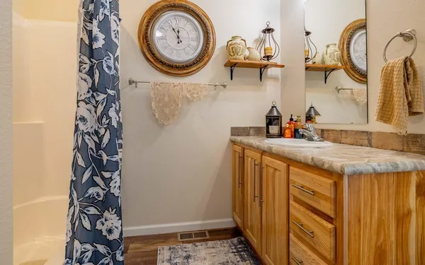 $585,000 | 365 Broken Spoke Loop, Greybull, WY 82426