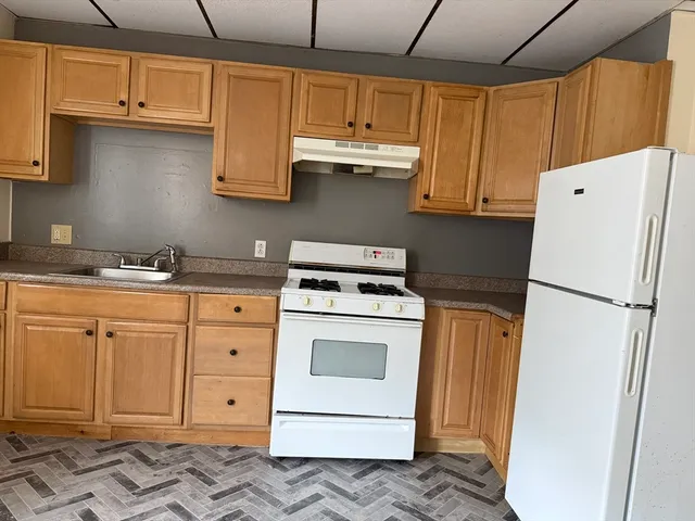 $1,650 | 125 High Street, Unit CR, North Attleboro, MA 02760