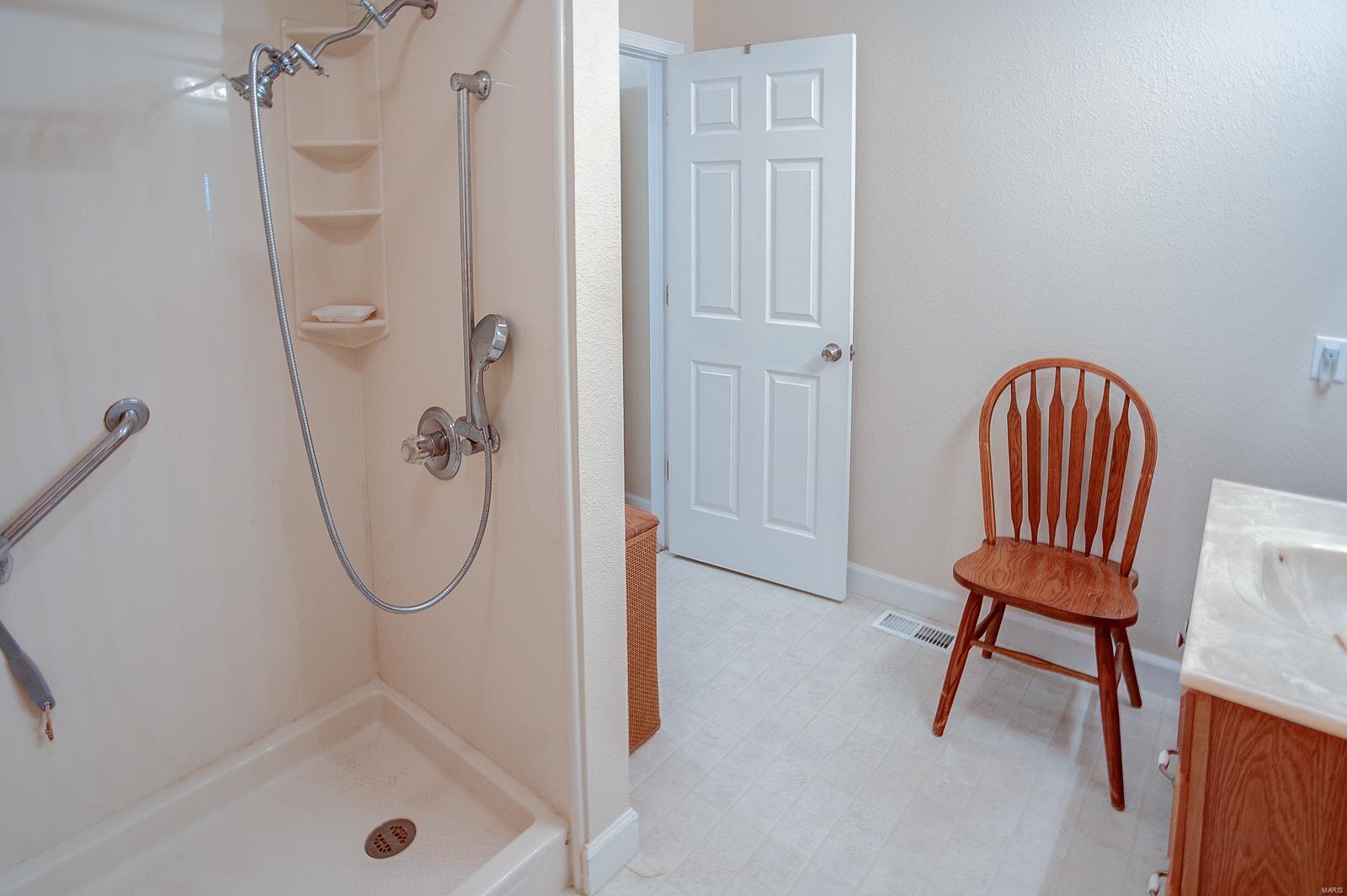 2237 Glenfield Drive Belleville, IL 62221 - Photo 17 of 25