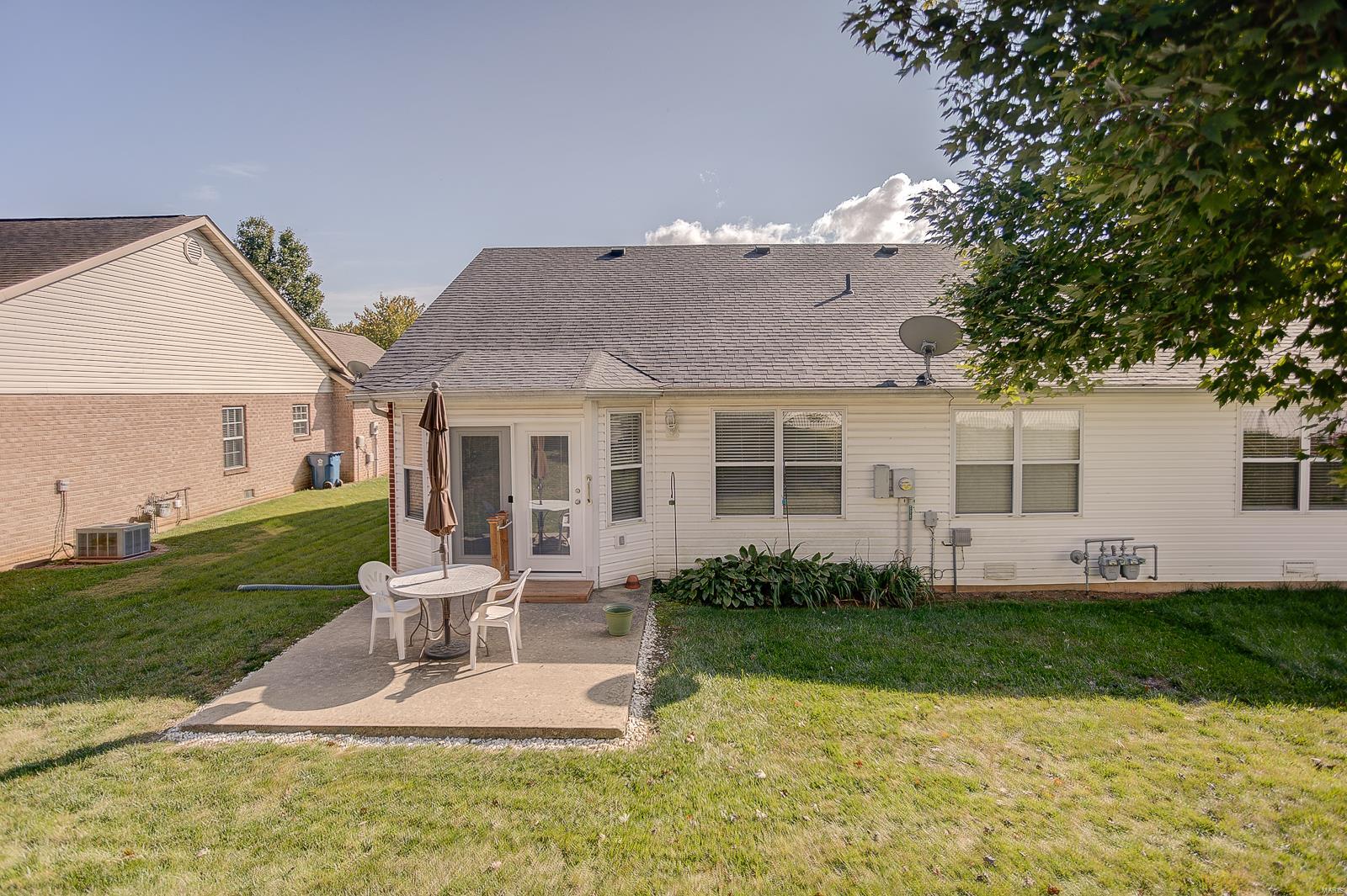 2237 Glenfield Drive Belleville, IL 62221 - Photo 23 of 25