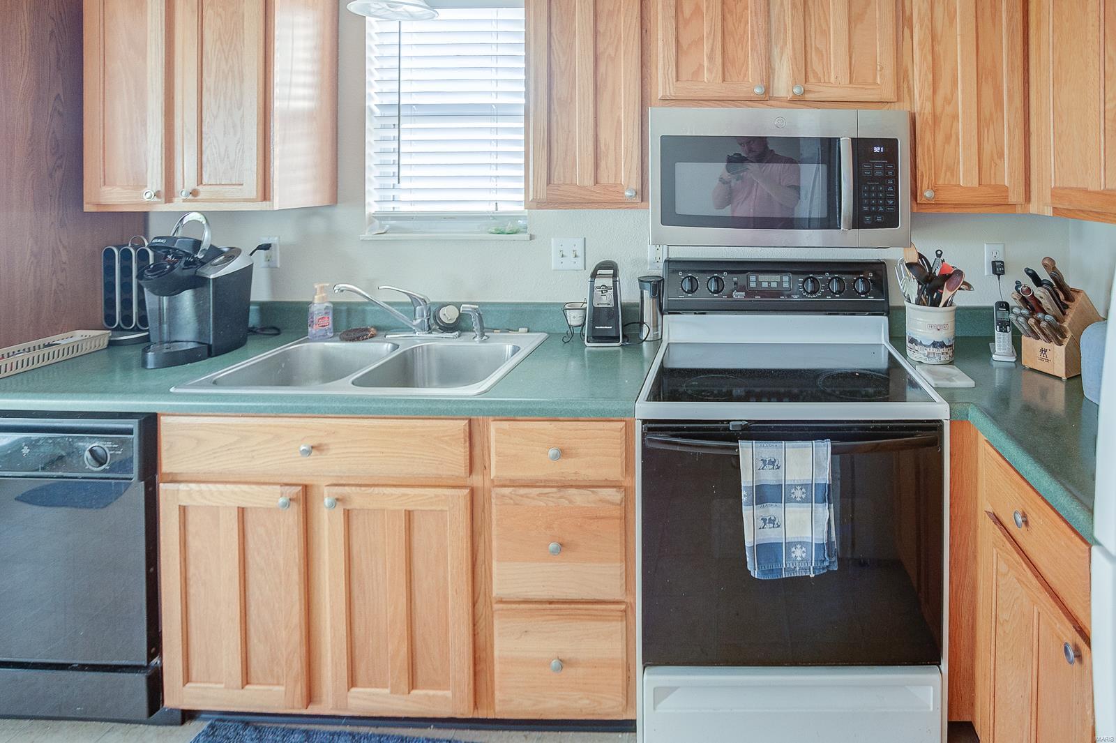 2237 Glenfield Drive Belleville, IL 62221 - Photo 10 of 25