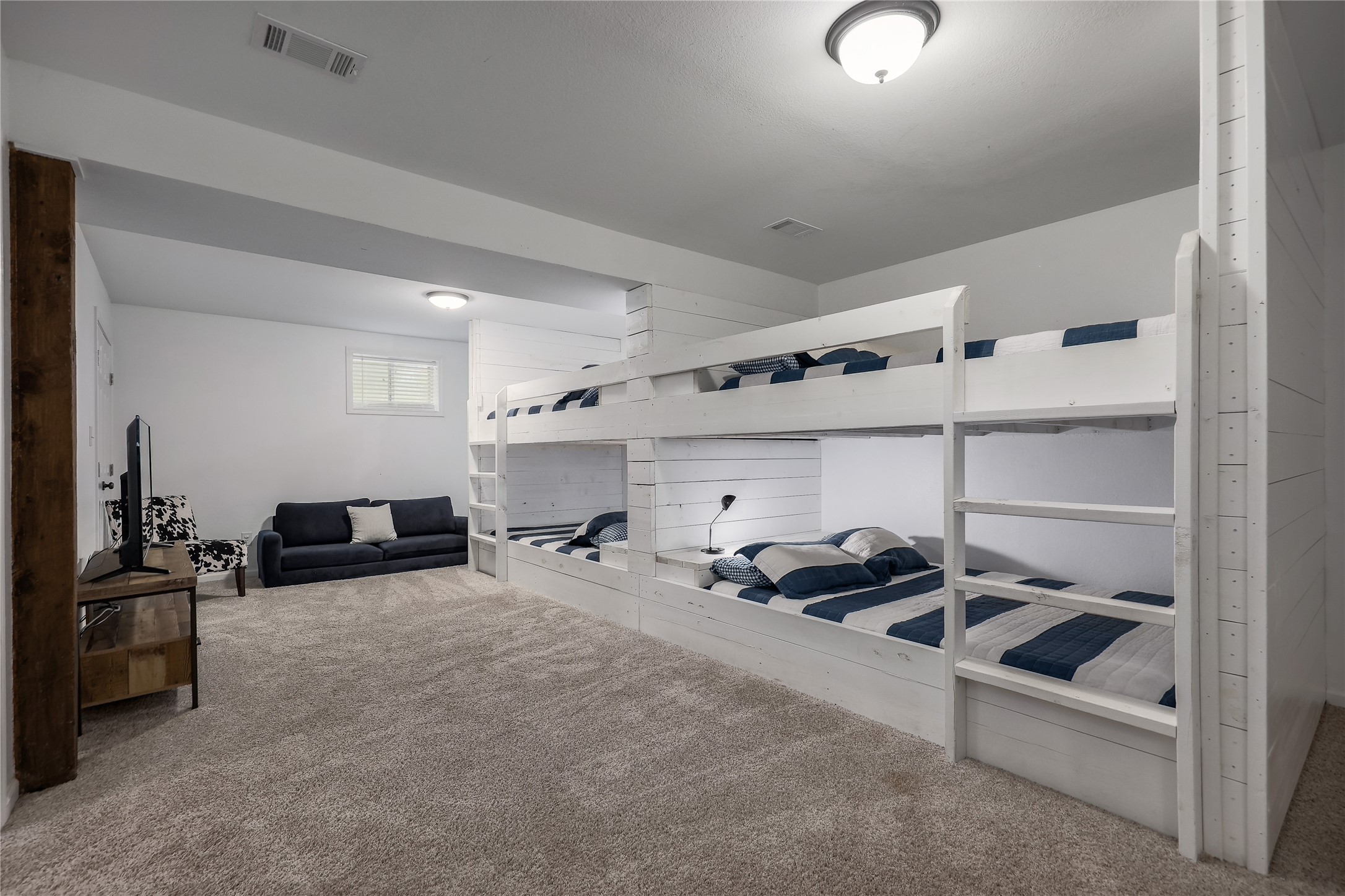 525 Ellen Williams Loop Kingsland, TX 78639 - Photo 12 of 36 a room with gym equipment and a window