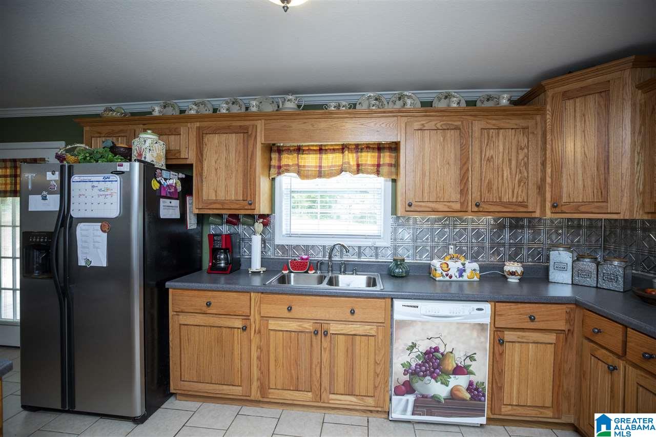1145 Armstrong Loop Hayden, AL 35079 - Photo 17 of 43