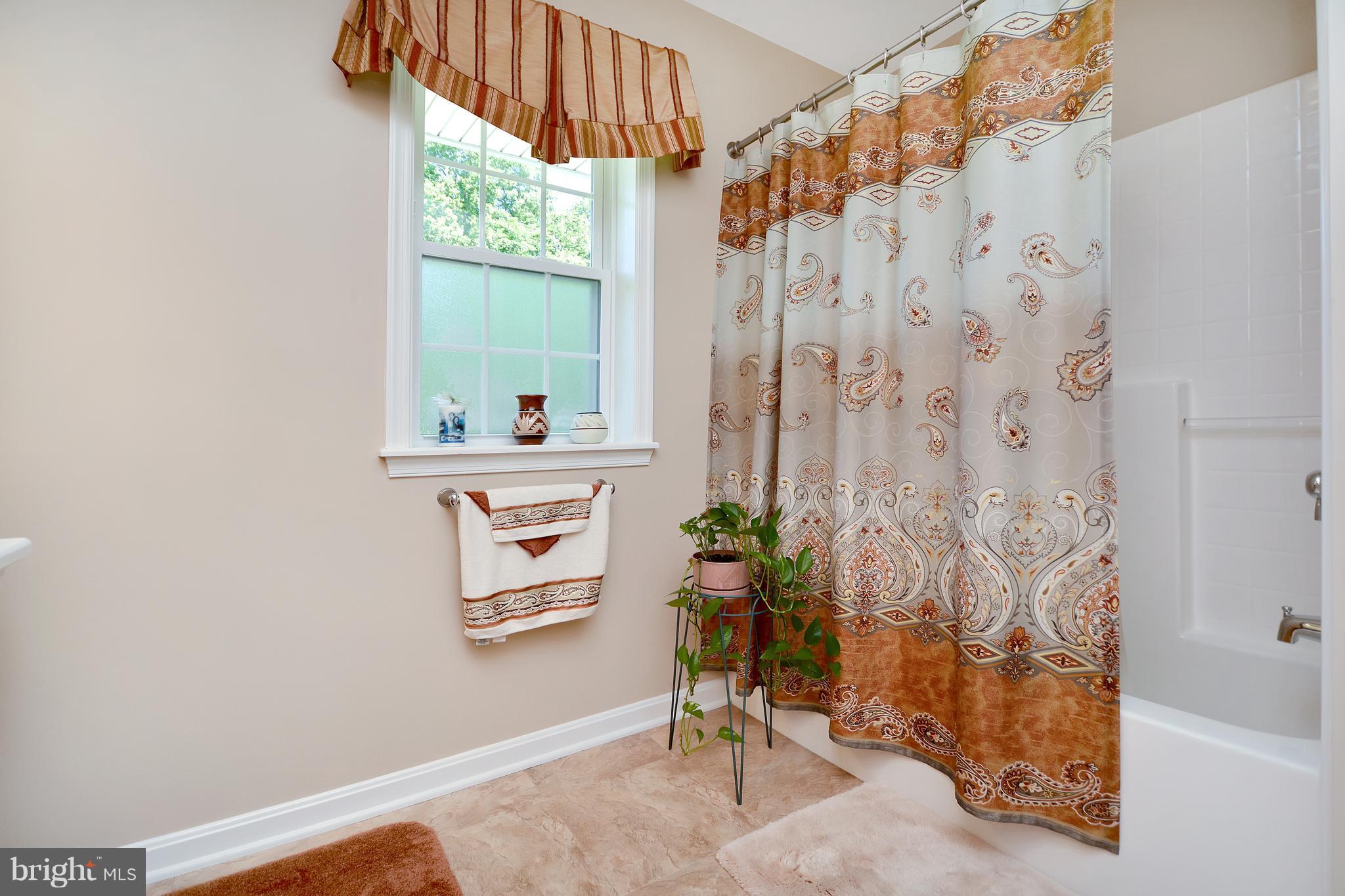 321 Joshua Road Stafford, VA 22556 - Photo 26 of 30 Bath