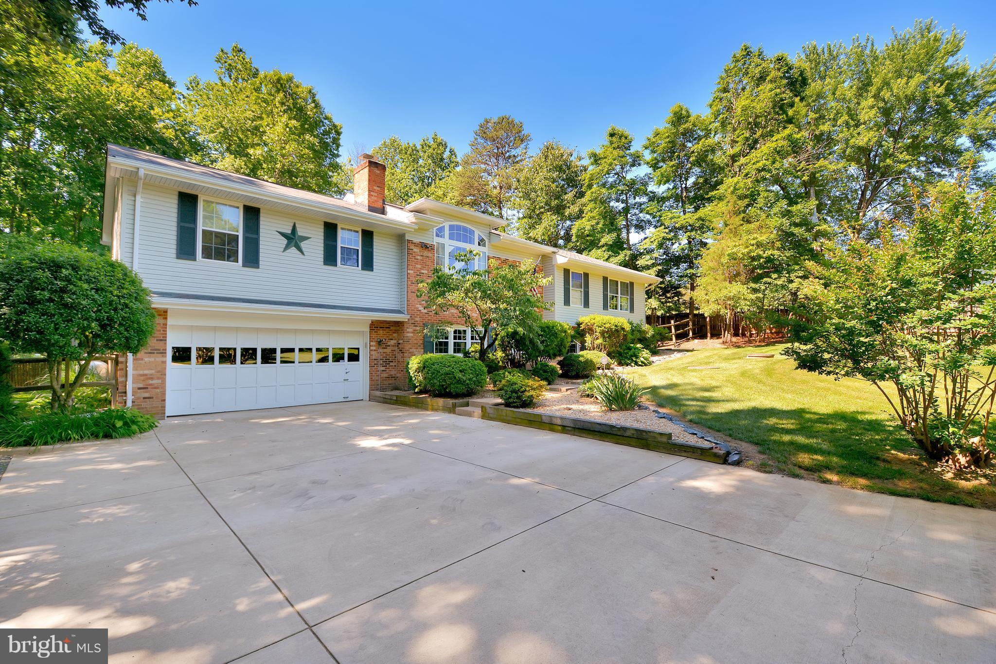 321 Joshua Road Stafford, VA 22556 - Photo 5 of 30 Exterior (Front)