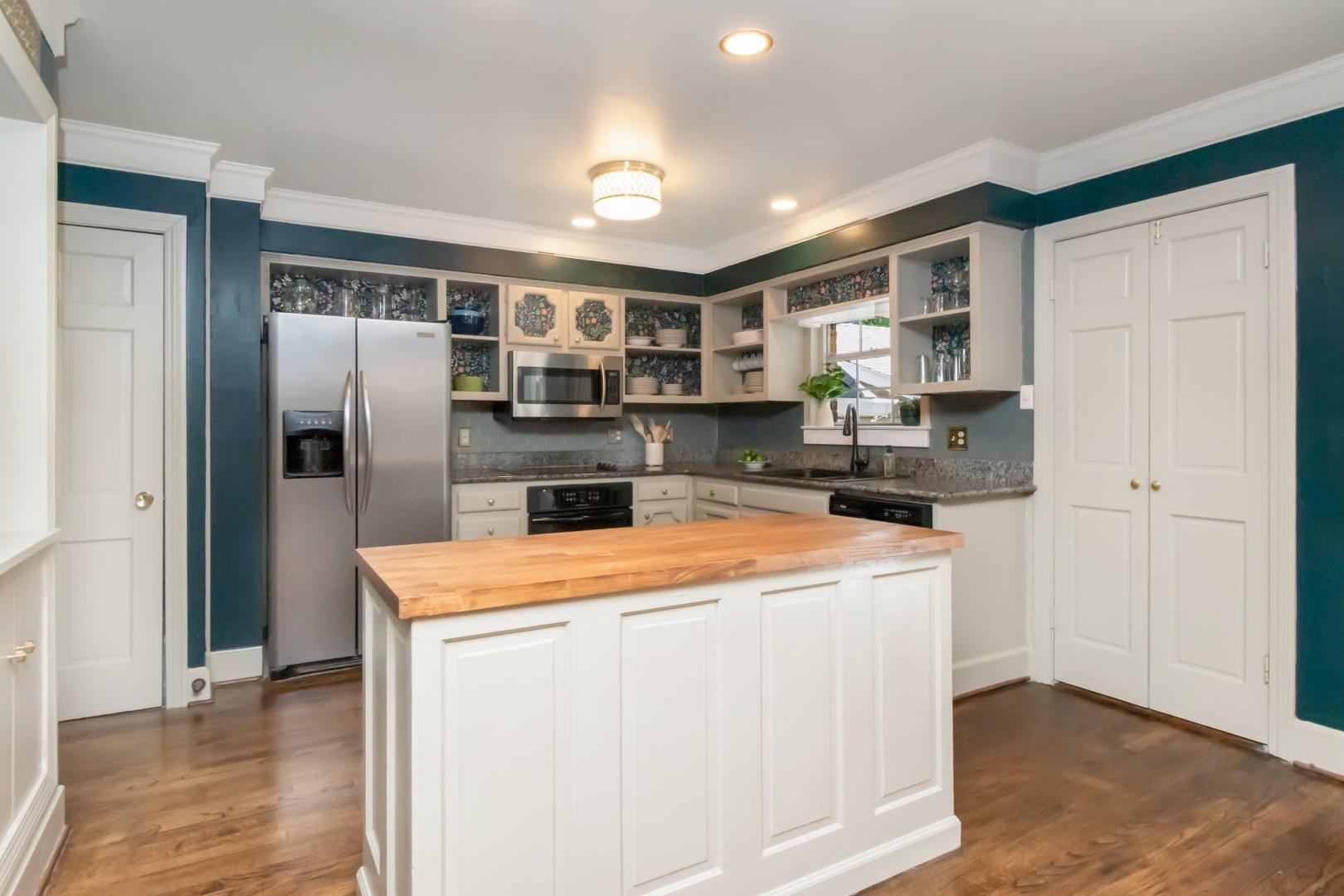 524 Spring Park Drive East Mobile, AL 36608 - Photo 10 of 56 Kitchen