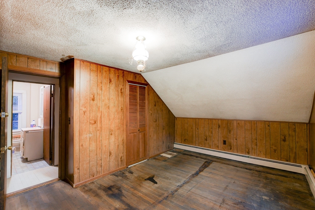 31 Webster Street Winchendon, MA 01475 - Photo 25 of 34