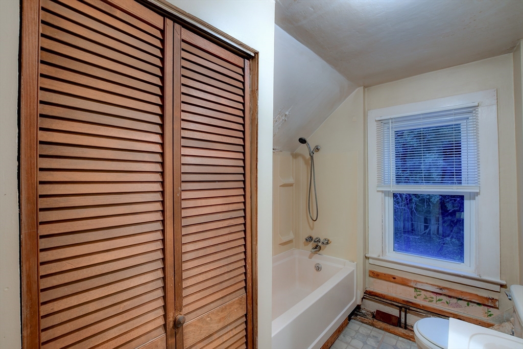 31 Webster Street Winchendon, MA 01475 - Photo 29 of 34