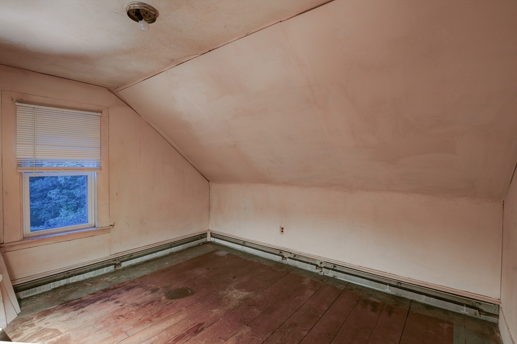 31 Webster Street Winchendon, MA 01475 - Photo 31 of 34