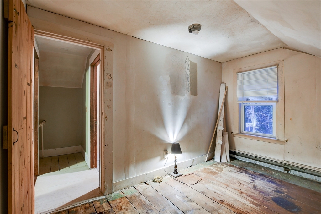 31 Webster Street Winchendon, MA 01475 - Photo 32 of 34