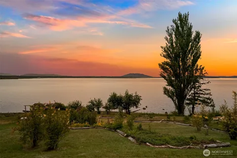 $1,150,000 | 3765 Sinclair Drive, Ferndale, WA 98248