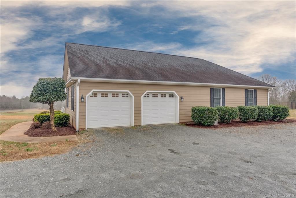 250 Pilgrim Road Bostic, NC 28018 - Photo 4 of 35 Gallery Image 4