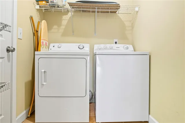 $399,500 | 2513 Demere Road, Unit 8, St. Simons Island, GA 31522