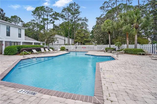 $399,500 | 2513 Demere Road, Unit 8, St. Simons Island, GA 31522