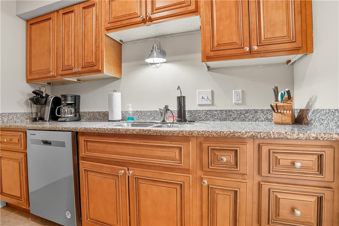 2513 Demere Road, Unit 8 St. Simons Island, GA 31522 - Photo 5 of 37