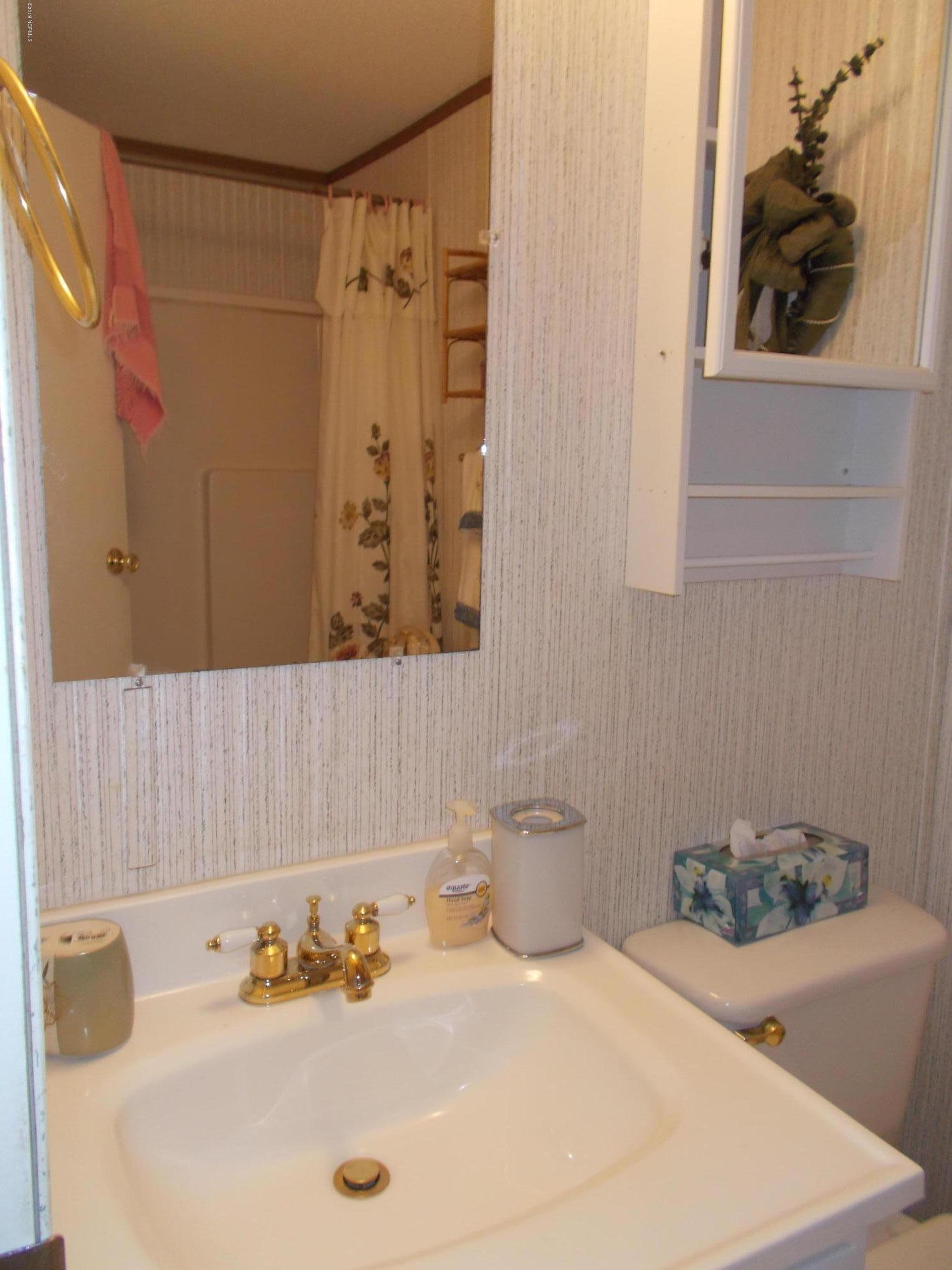 2384 Seashore Road Southwest Supply, NC 28462 - Photo 23 of 29 Master bath.