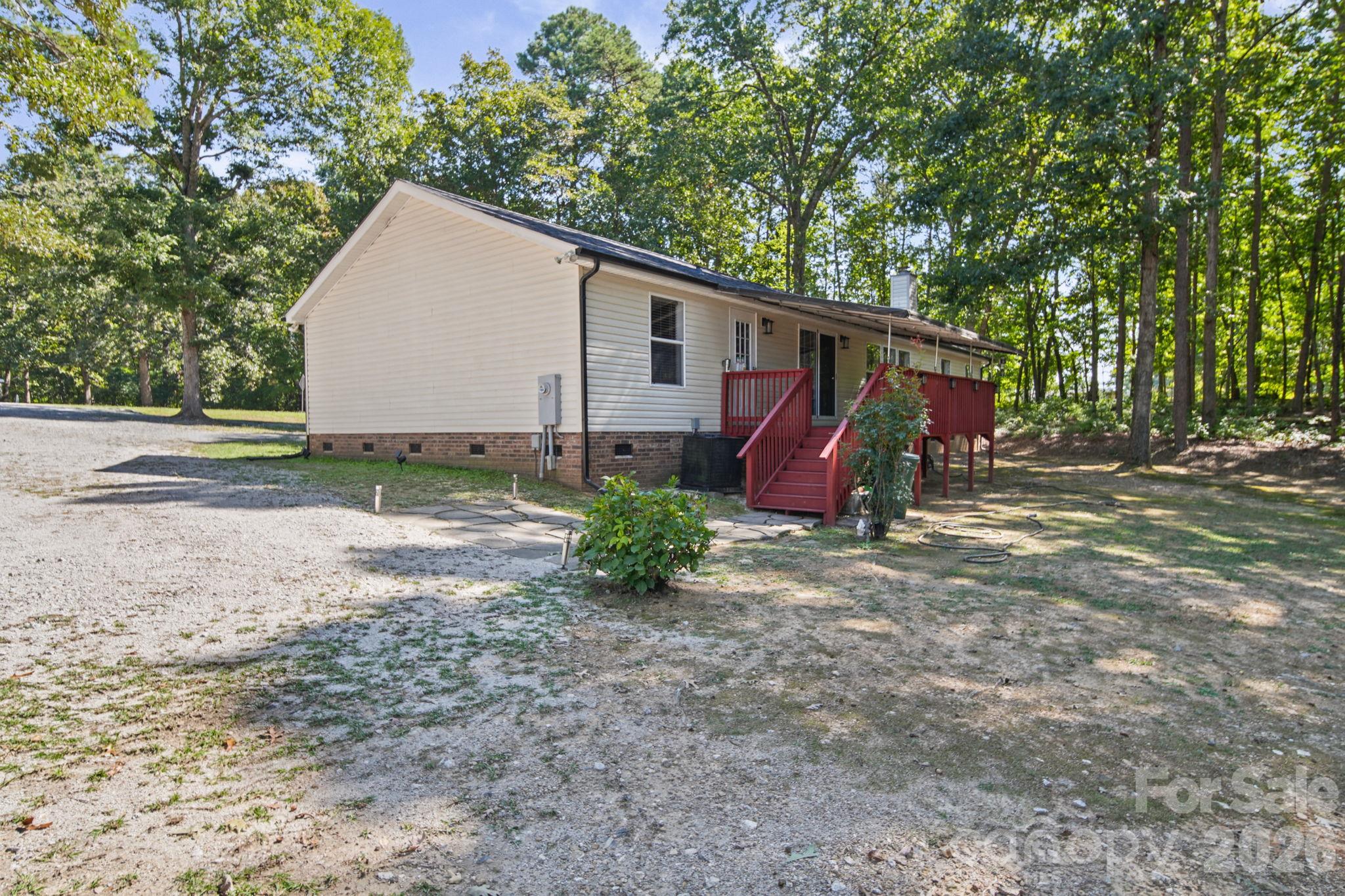 2219 State Rd S-13-106 Pageland, SC 29728 - Photo 18 of 22 Gallery Image 18