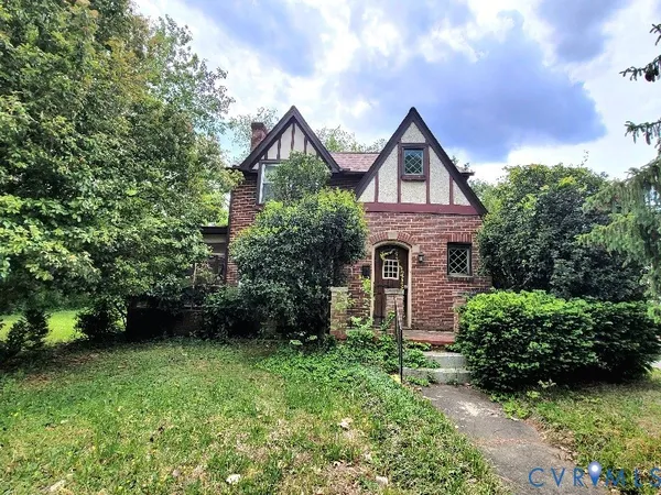 $179,900 | 111 Jefferson Street, Emporia, VA 23847