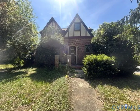 $179,900 | 111 Jefferson Street, Emporia, VA 23847