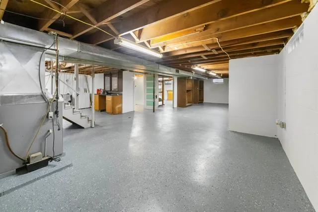 $197,900 | 3110 15th Street, Menominee, MI 49858