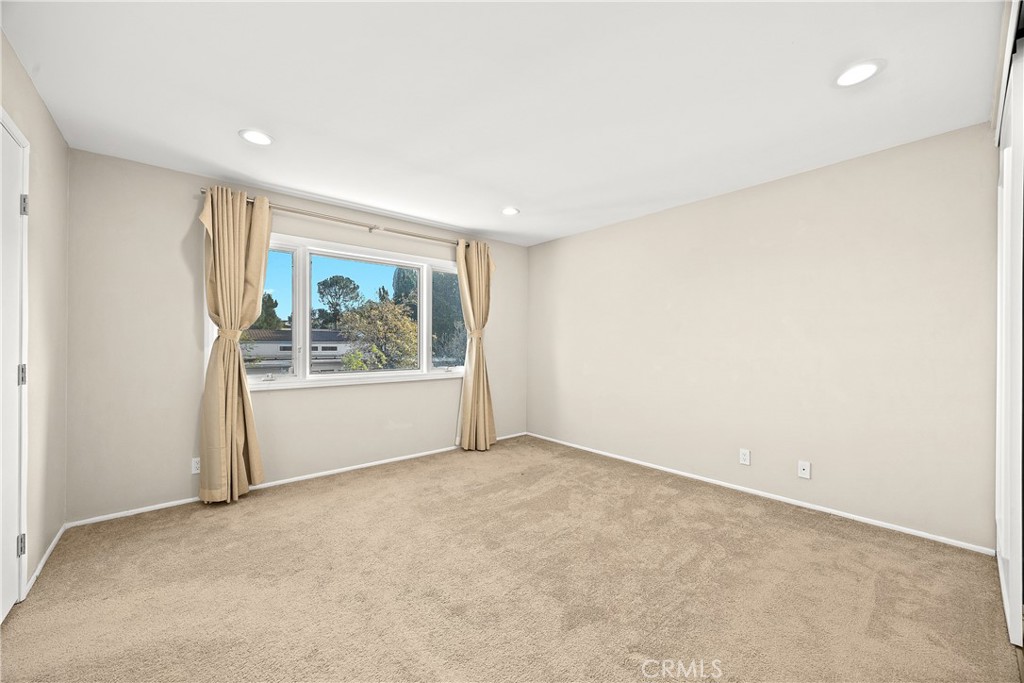 12110 Bowmore Avenue Porter Ranch, CA 91326 - Photo 17 of 31