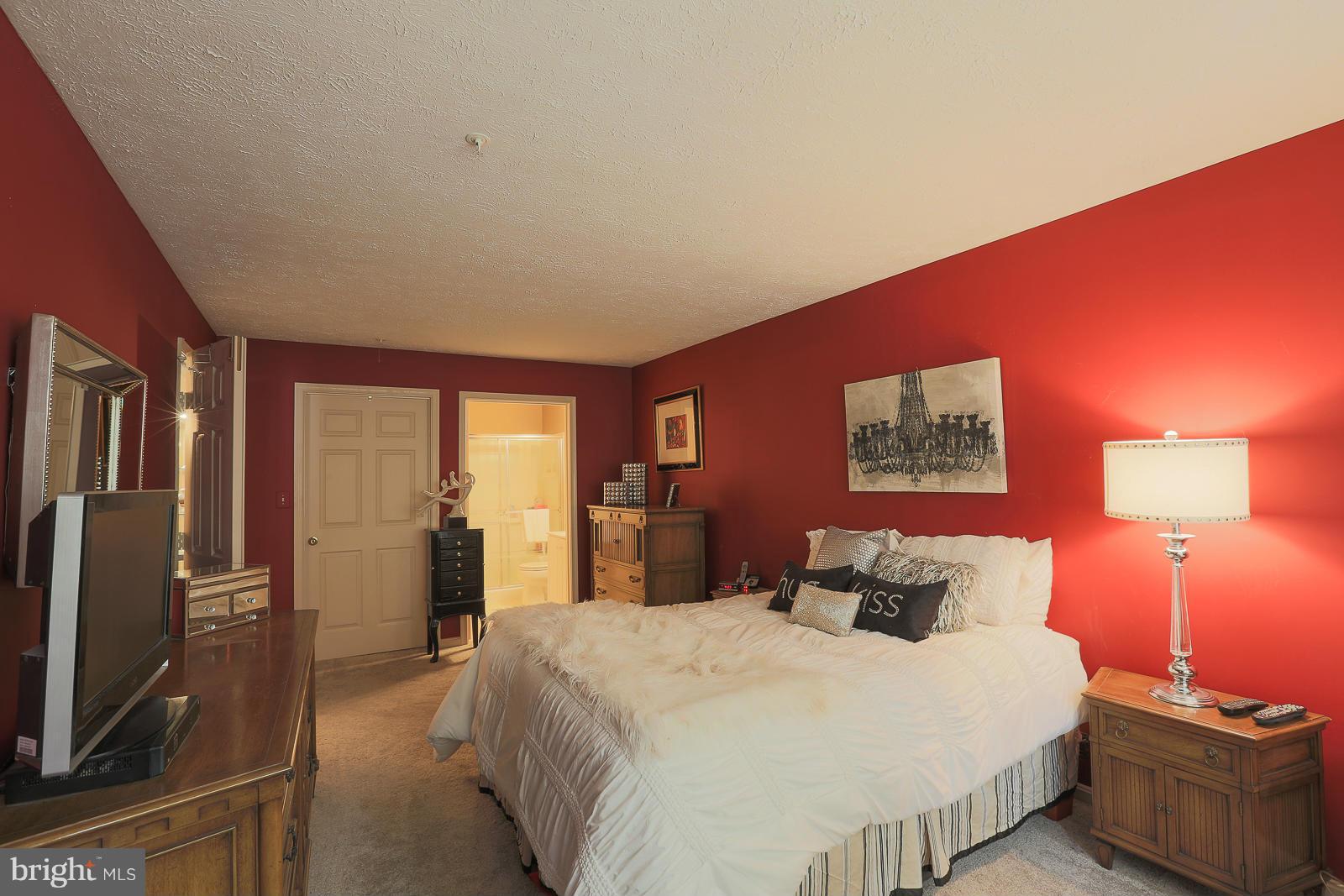 512 Kennington Road, Unit 512 Reisterstown, MD 21136 - Photo 18 of 30 Bedroom (Master)