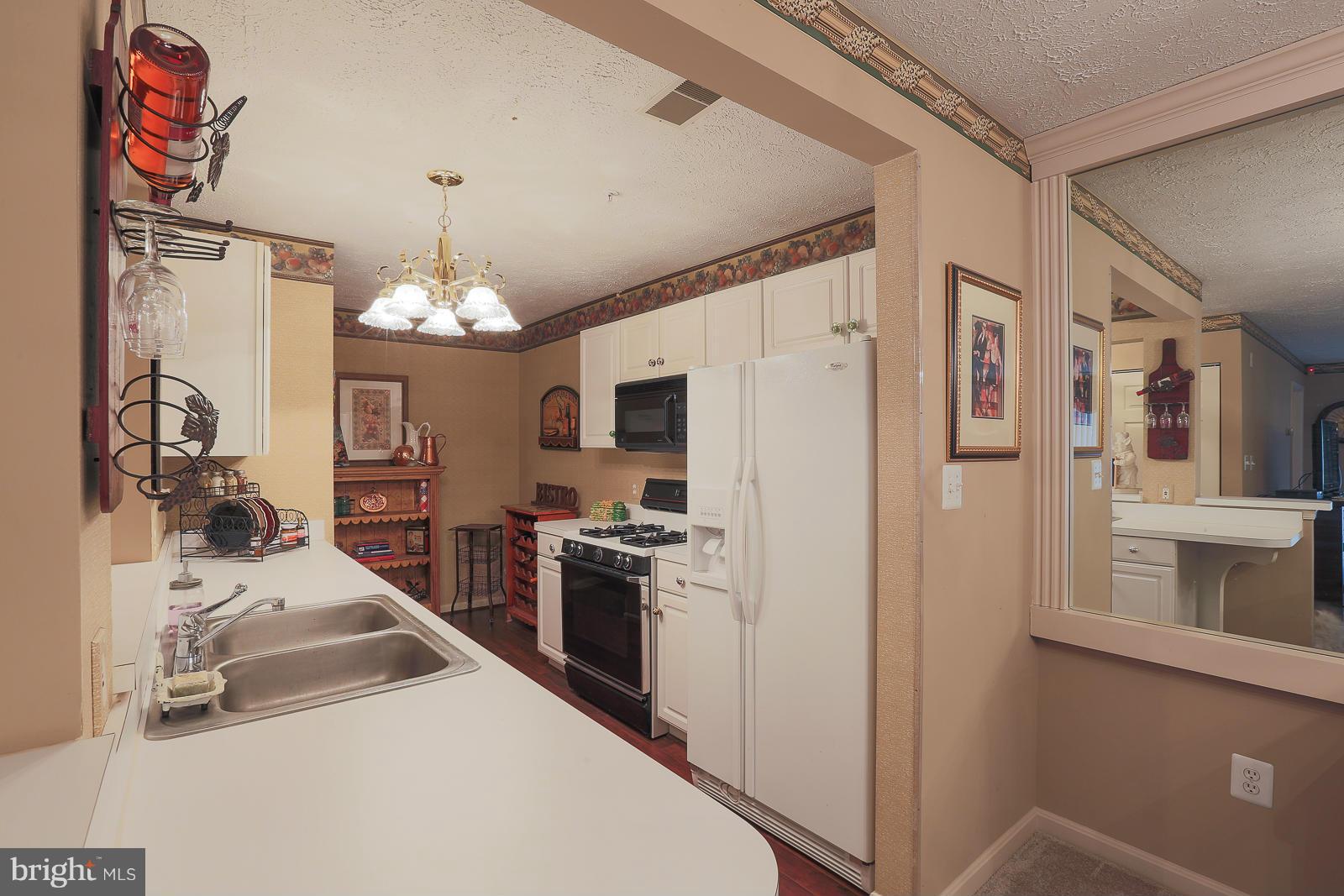512 Kennington Road, Unit 512 Reisterstown, MD 21136 - Photo 23 of 30 Bedroom (Master)