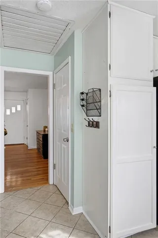 $290,000 | 6317 West 58th Street, Mission, KS 66202