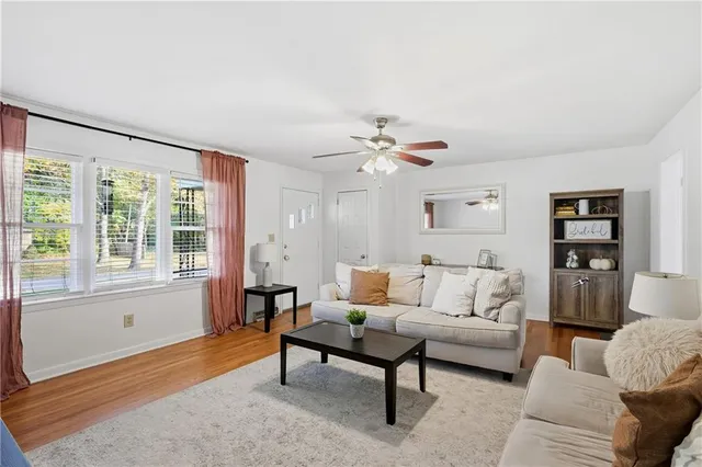 $290,000 | 6317 West 58th Street, Mission, KS 66202