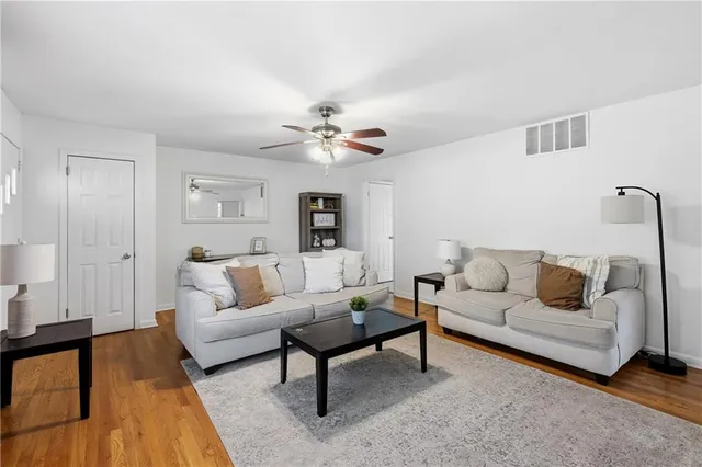 $290,000 | 6317 West 58th Street, Mission, KS 66202