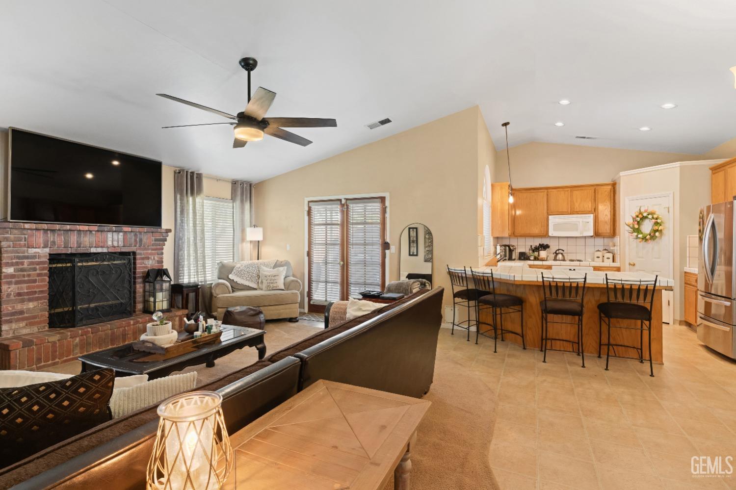 Undisclosed Address Bakersfield, CA 93312 - Photo 2 of 22