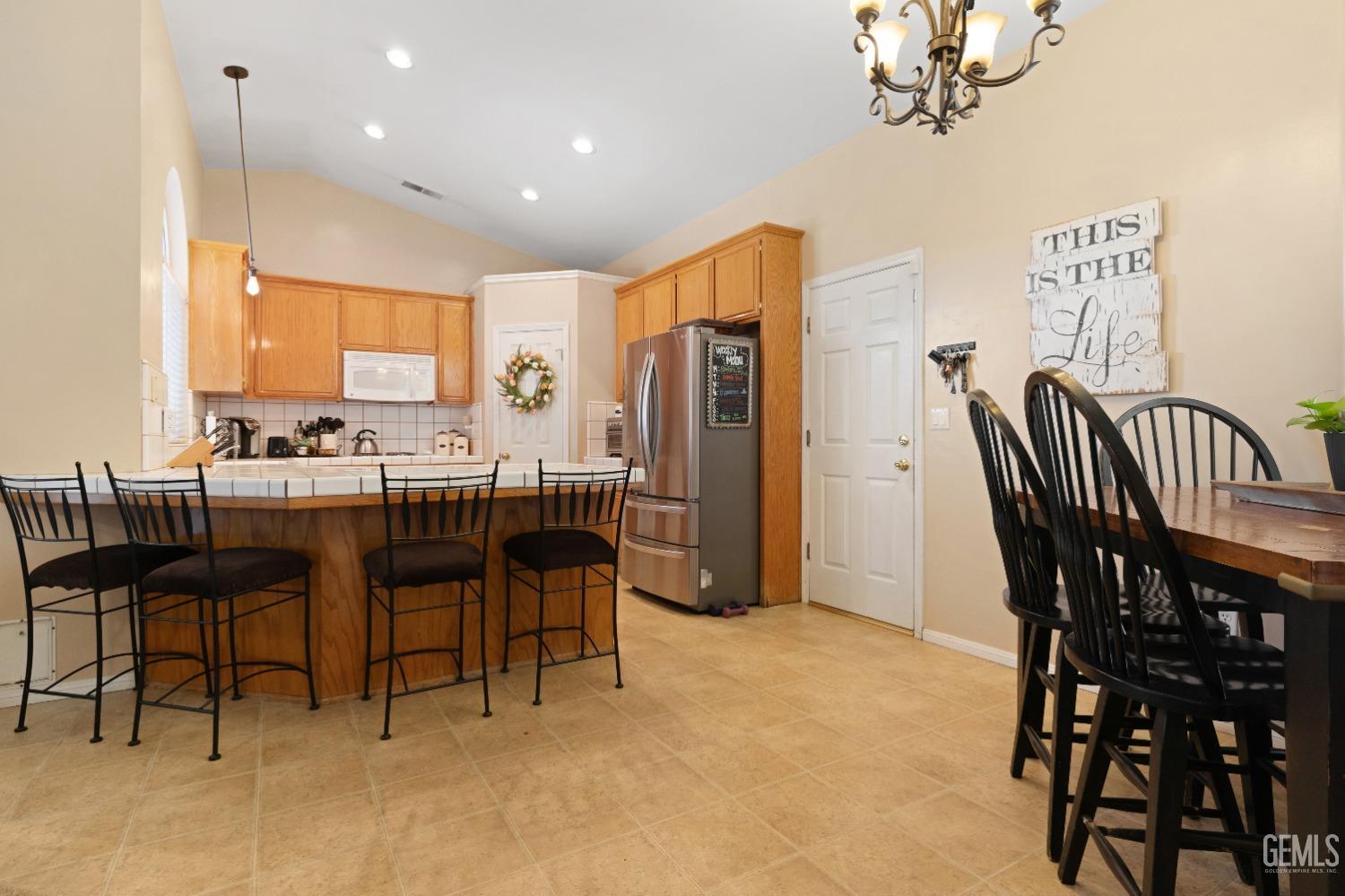 Undisclosed Address Bakersfield, CA 93312 - Photo 6 of 22