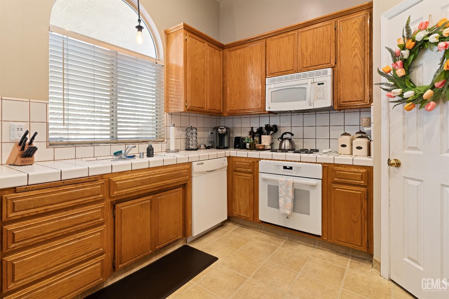 Undisclosed Address Bakersfield, CA 93312 - Photo 7 of 22