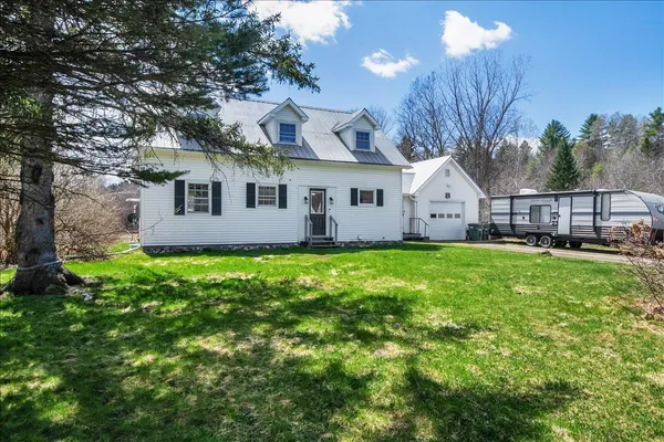 $309,900 | 424 Lower Village Road, Lowell, VT 05847