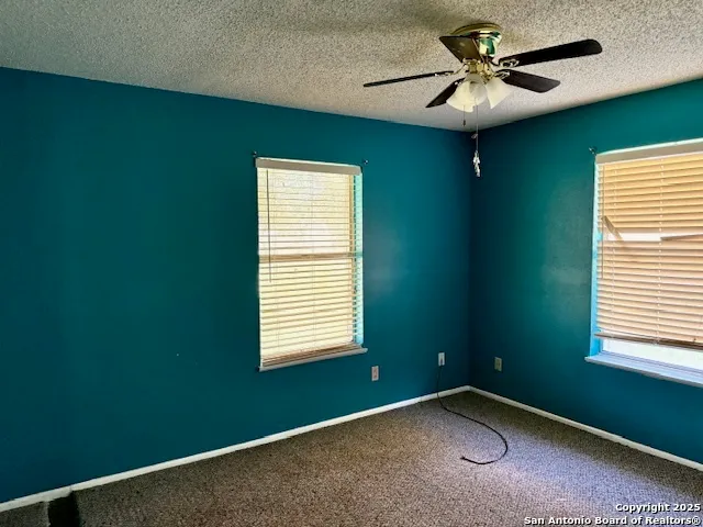 $210,000 | 16 Encino Loma, Beeville, TX 78102