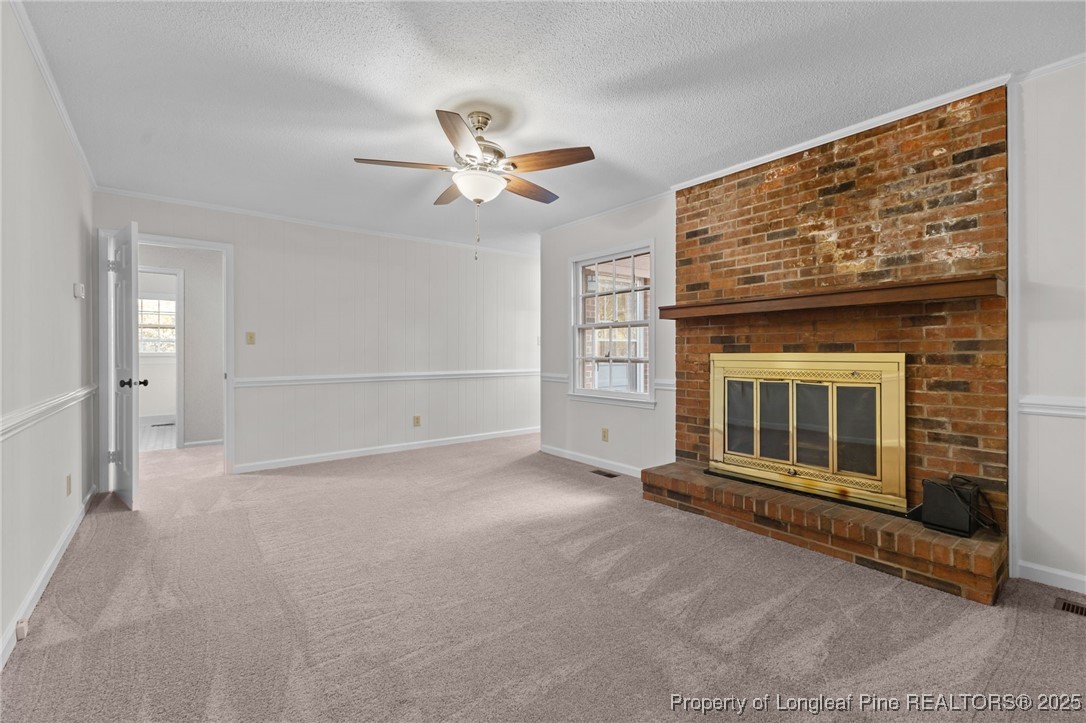 3659 Lake Forest Road Hope Mills, NC 28348 - Photo 29 of 49 Family Room