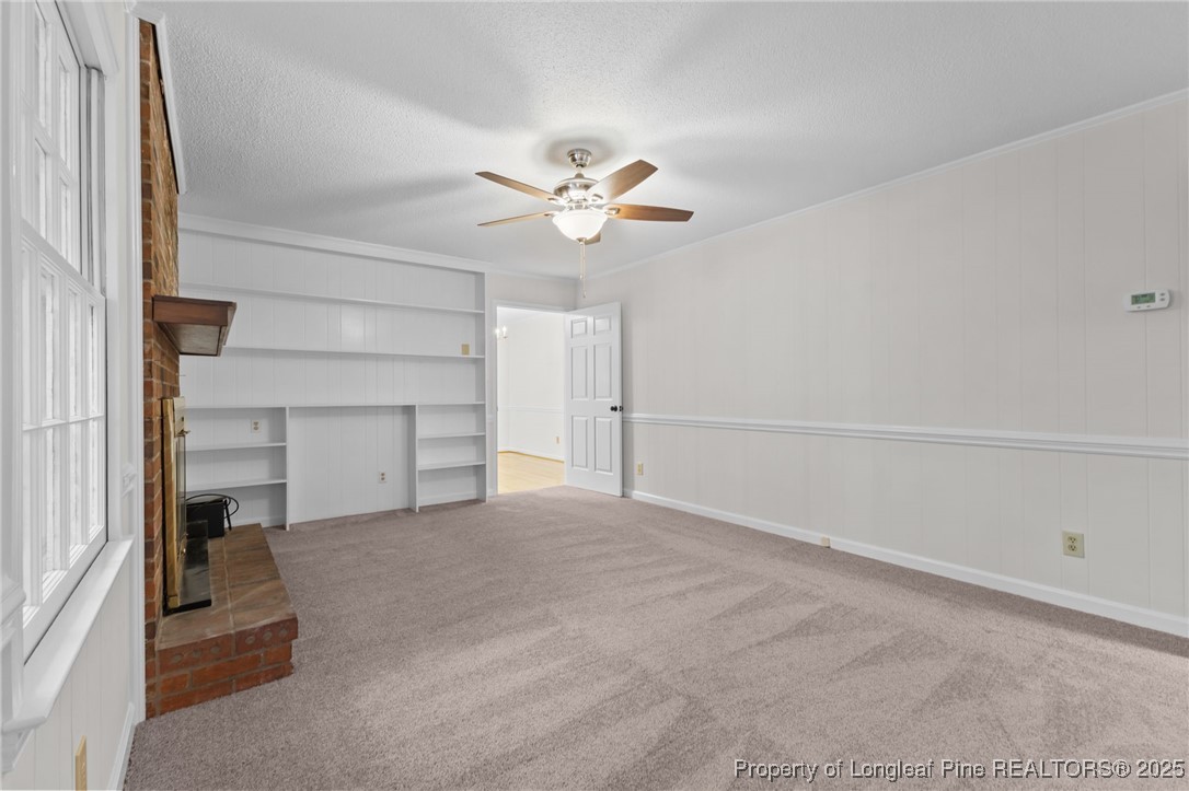 3659 Lake Forest Road Hope Mills, NC 28348 - Photo 31 of 49 Family Room