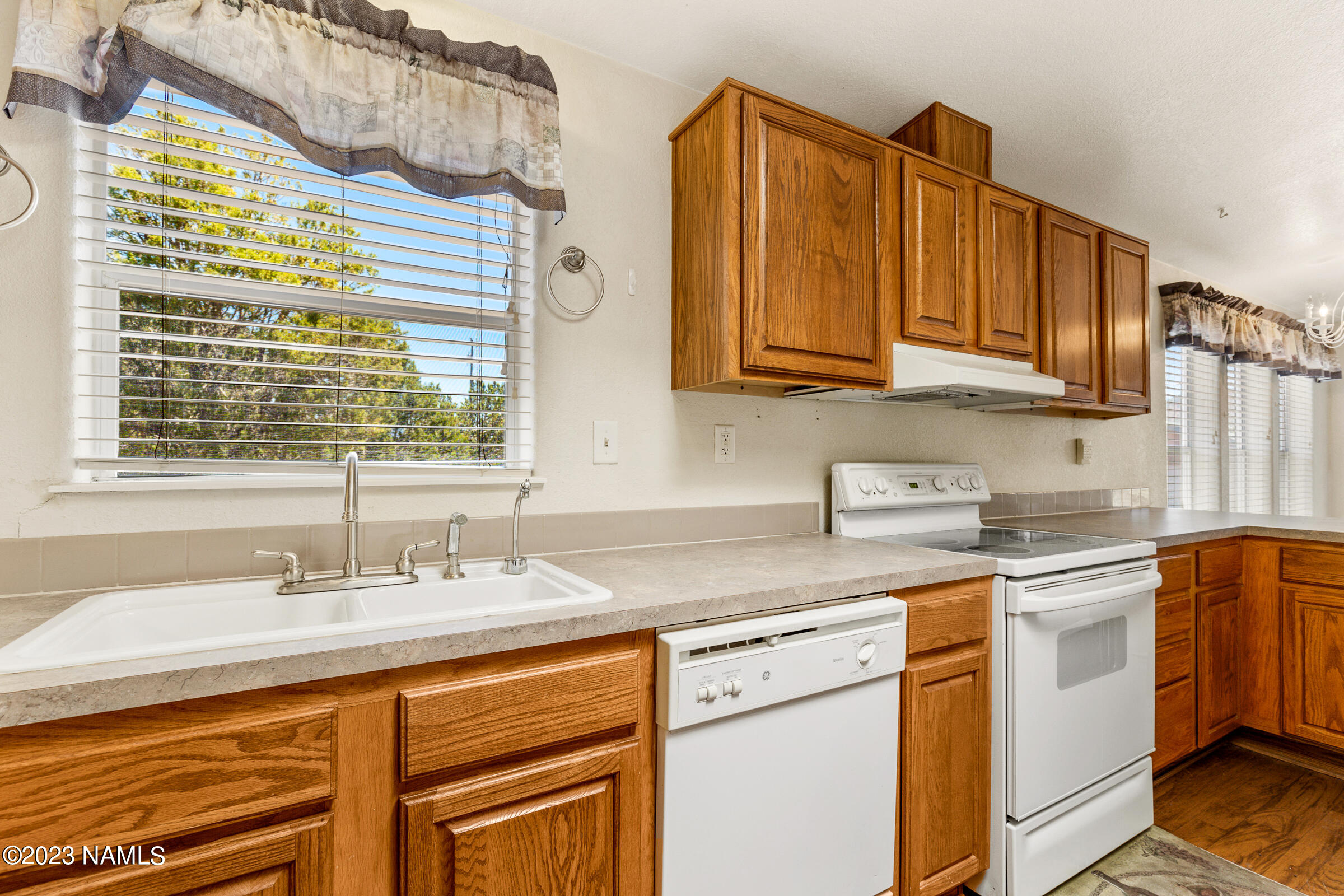 8348 North Red Lake Road Williams, AZ 86046 - Photo 12 of 24 8348 Red Lake Rd Williams-12