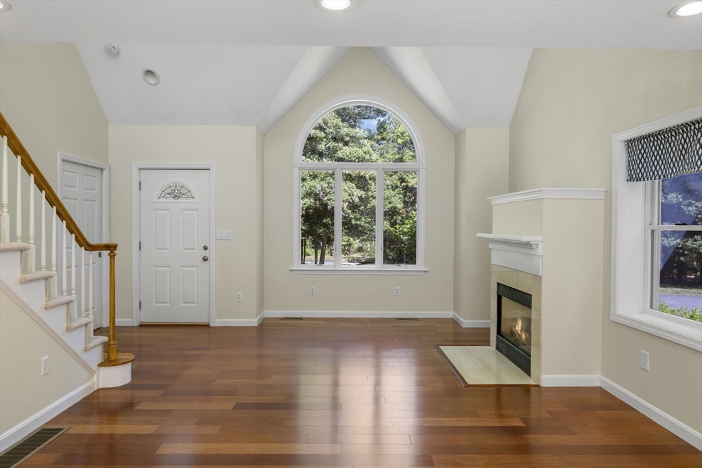 12 South Sandwich Road Sandwich, MA 02563 - Photo 4 of 42 Gallery Image 4
