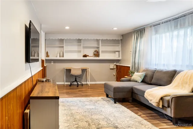 $3,000 | 193 Thistle Lea, Amherst, NY 14221