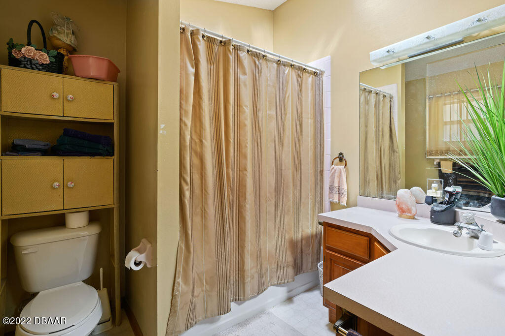 2160 Wilmhurst Road DeLand, FL 32720 - Photo 13 of 28 Master Bathroom