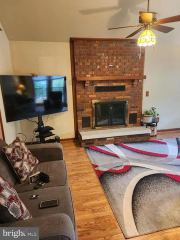 $375,000 | 4202 Lakeview Parkway, Locust Grove, VA 22508