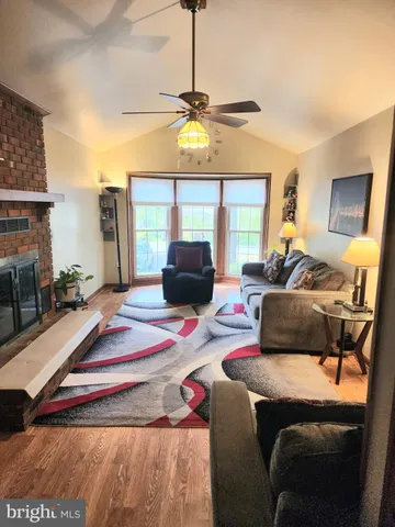 $375,000 | 4202 Lakeview Parkway, Locust Grove, VA 22508