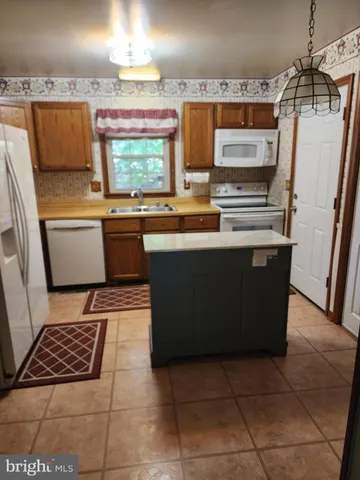 $375,000 | 4202 Lakeview Parkway, Locust Grove, VA 22508