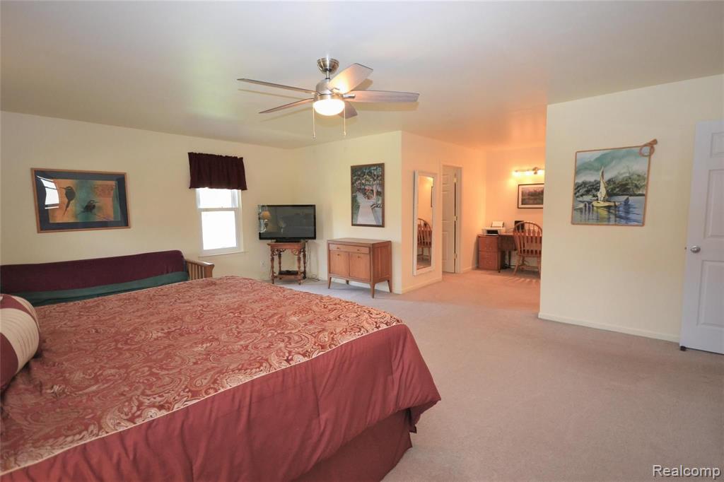 35444 Fredericksburg Road Farmington Hills, MI 48331 - Photo 21 of 52