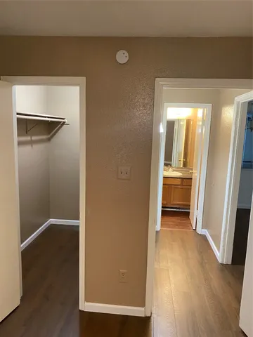 $1,000 | 9797 Leawood Boulevard, Unit 306, Houston, TX 77099