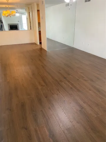 $1,000 | 9797 Leawood Boulevard, Unit 306, Houston, TX 77099